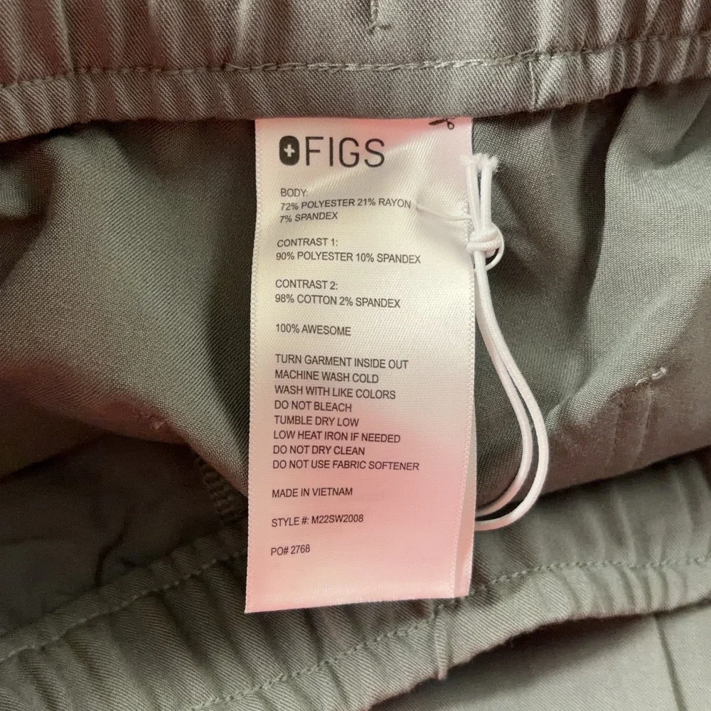 Figs Tansen Classic Cargo Jogger Scrub Pants Mens Size XS Grey NWT